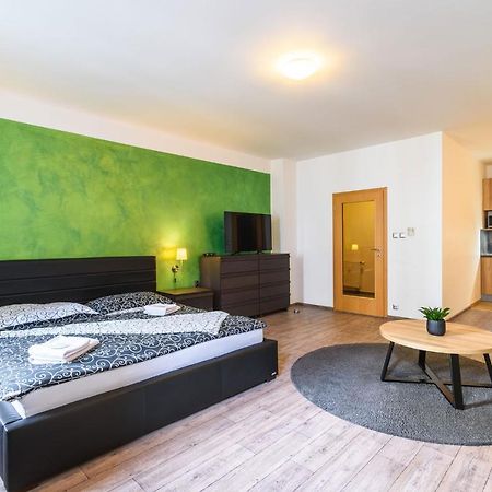 Pilsner Apartments بلزن المظهر الخارجي الصورة