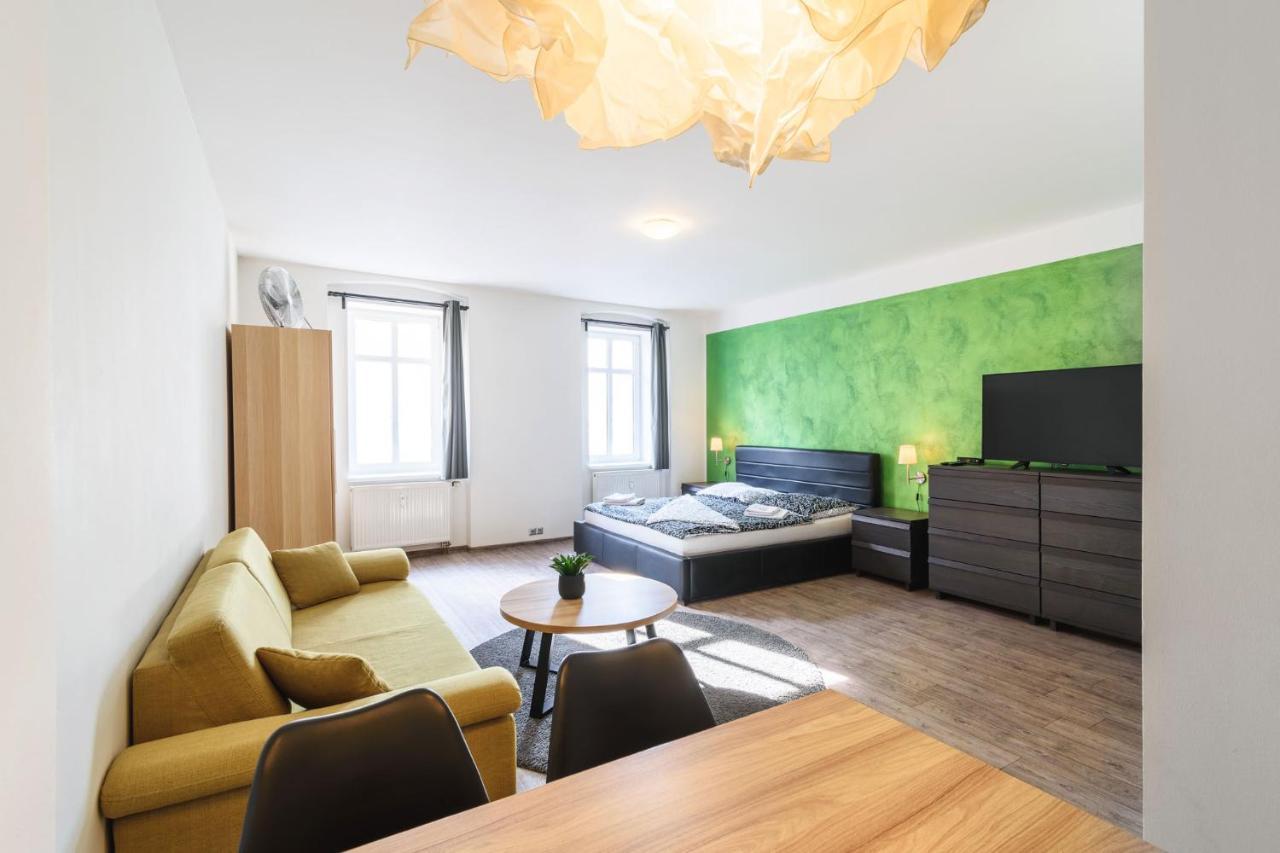 Pilsner Apartments بلزن المظهر الخارجي الصورة